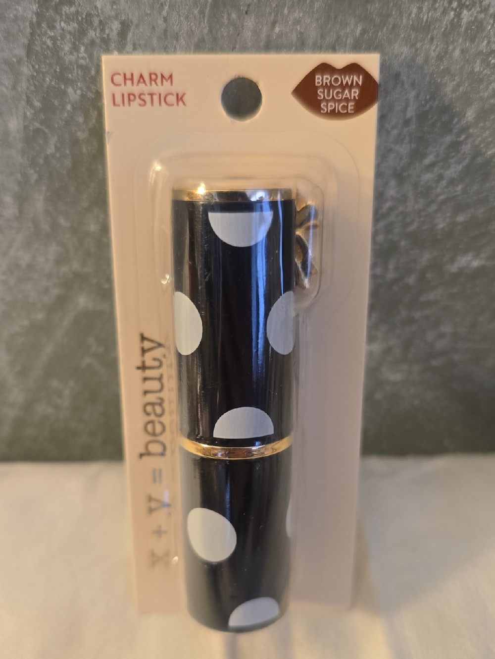 Charm Lipstick Color Brown Sugar Spice, Black Case With Bow Charm